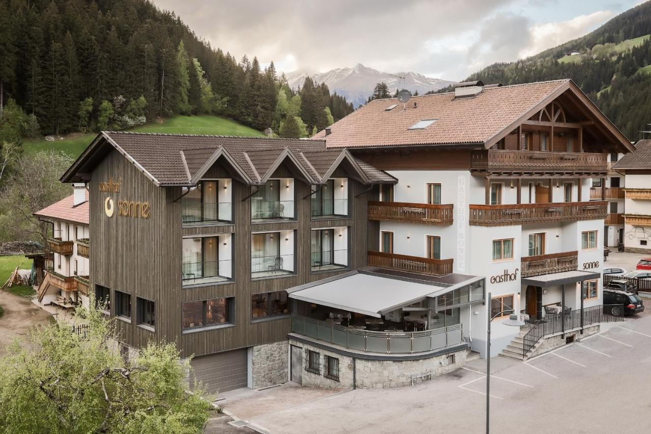 Gasthof Sonne Snc Sarentino Esterno foto